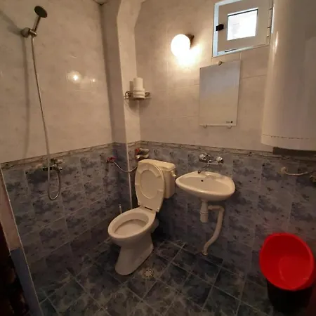 Damyanov Πανσιόν 4*