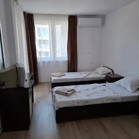 Damyanov Πανσιόν 4*