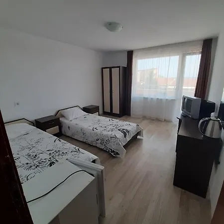 בית הארחה Damyanov