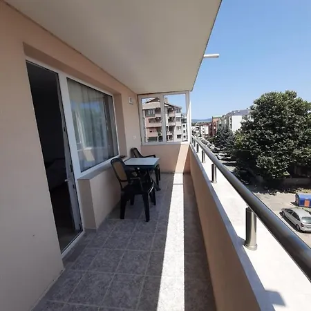 Damyanov בית הארחה רבדה