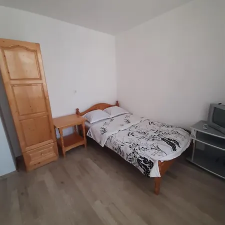 Damyanov 4* רבדה