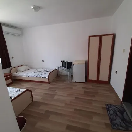 Damyanov بيت ضيافة رافدا
