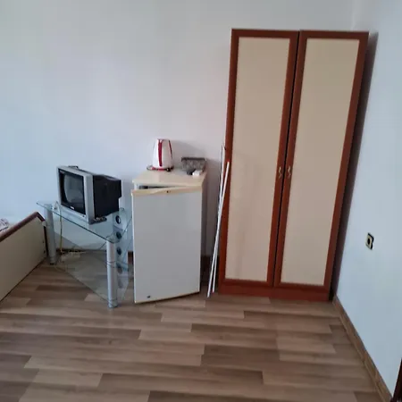 بيت ضيافة Damyanov رافدا